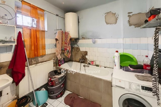 Eladó családi ház, Verpeléten 15.99 M Ft, 4 szobás