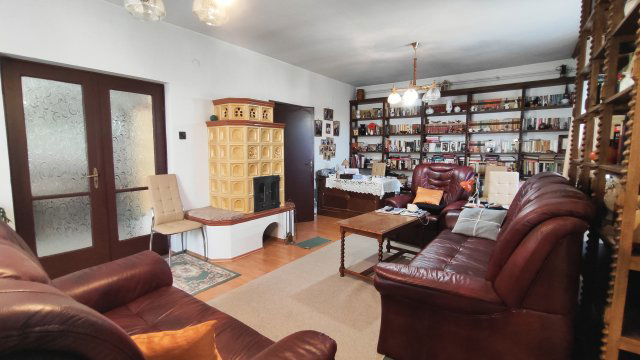 Eladó családi ház, Szekszárdon, Otthon utcában 150 M Ft
