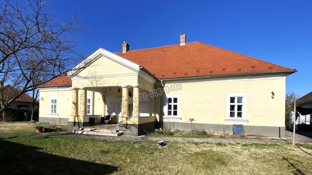 Eladó családi ház, Dabason 163 M Ft, 5+1 szobás