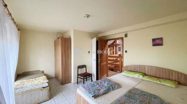 Eladó ipari ingatlan, Alsóújlakon 150 M Ft / költözzbe.hu