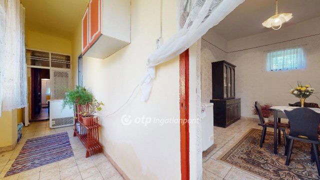 Eladó családi ház, Tiszanánán 28.5 M Ft, 3 szobás