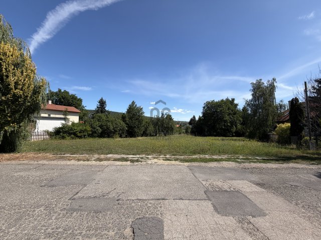Eladó telek, Nagykovácsiban 164.9 M Ft / költözzbe.hu