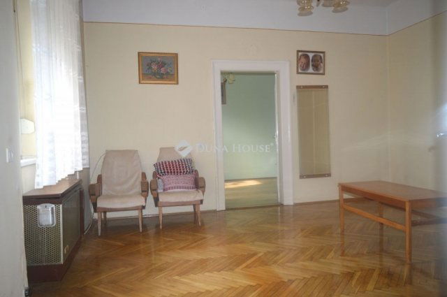 Eladó téglalakás, Debrecenben 59.5 M Ft, 2 szobás