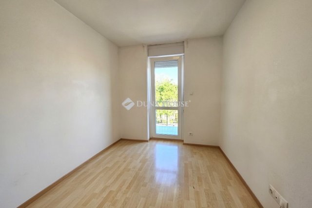 Kiadó téglalakás, albérlet, Győrött, Táncsics Mihály utcában