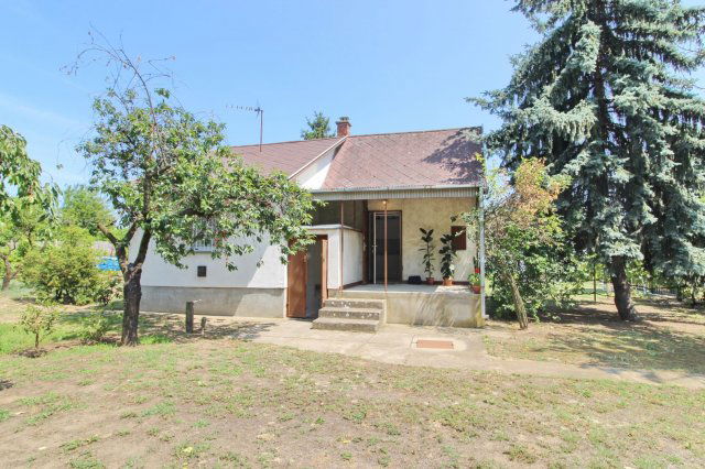 Eladó családi ház, Debrecenben 29.9 M Ft, 1 szobás