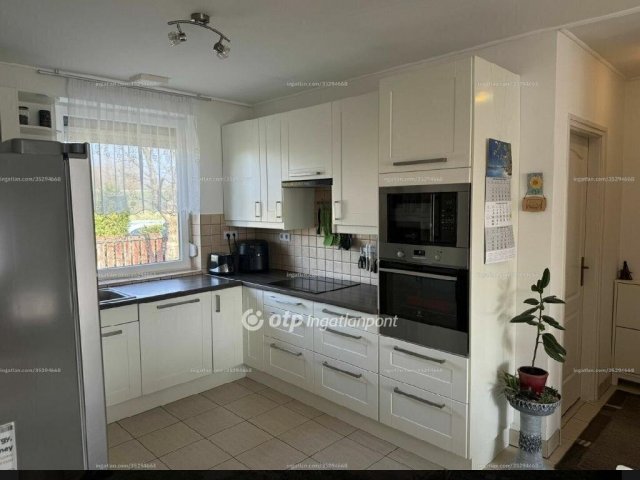 Eladó ikerház, Halásztelken 109 M Ft, 3+1 szobás