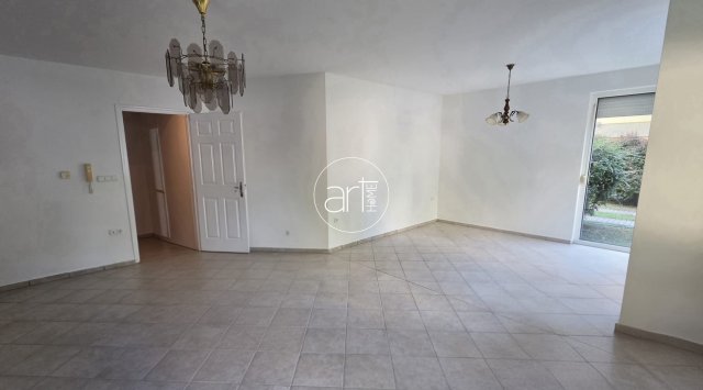 Kiadó téglalakás, albérlet, Szegeden 250 E Ft / hó, 3 szobás