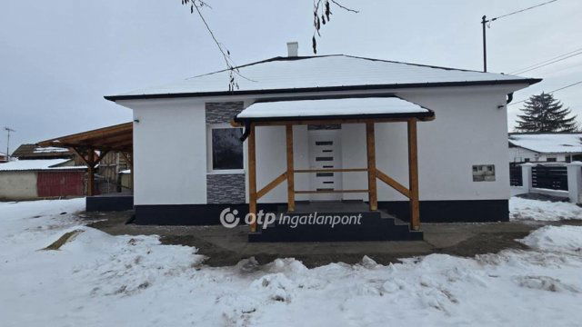 Eladó családi ház, Nádudvaron 52.5 M Ft, 2 szobás