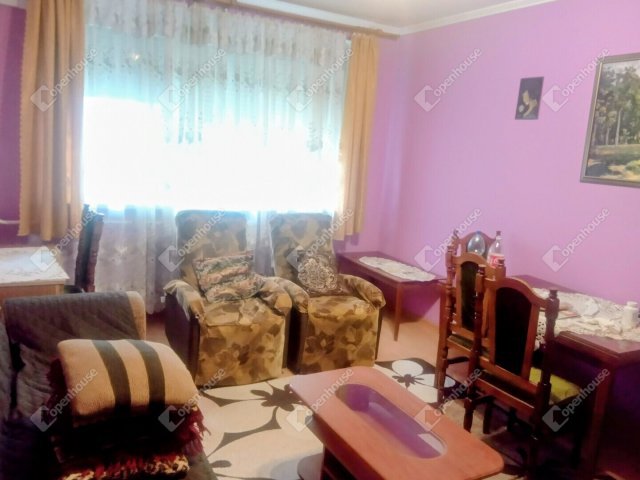 Kiadó panellakás, albérlet, Szegeden 159 E Ft / hó, 2 szobás