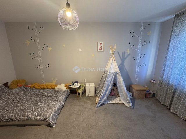 Eladó családi ház, Pécsett, Pázmány Péter utcában 104.9 M Ft