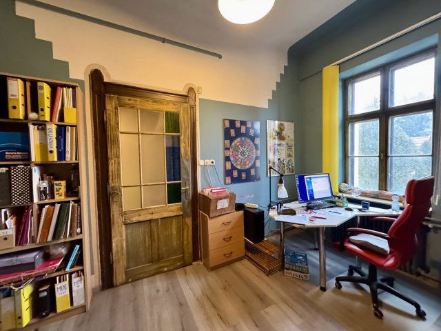 Eladó téglalakás, Keszthelyen 59.9 M Ft, 4 szobás