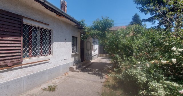 Eladó családi ház, Budapesten, XXII. kerületben 65 M Ft