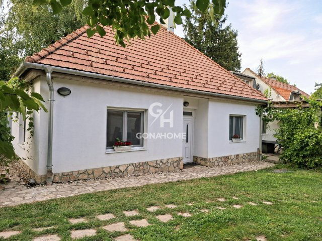 Eladó családi ház, Fülén 179 M Ft, 6 szobás