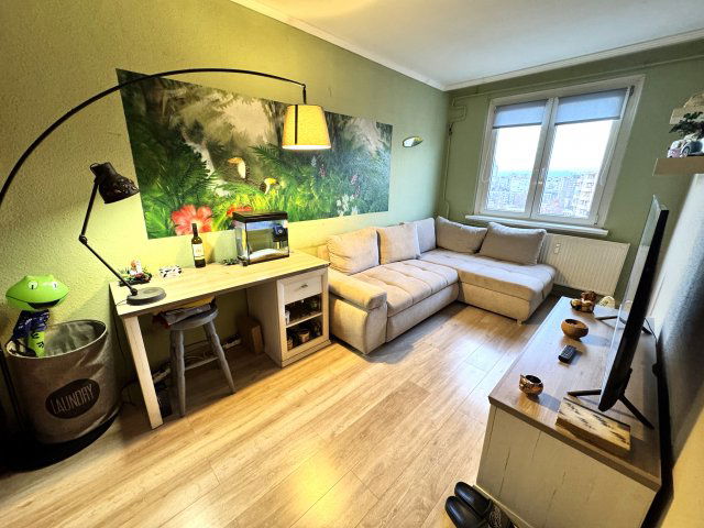 Eladó panellakás, Budapesten, XV. kerületben 78 M Ft, 4 szobás