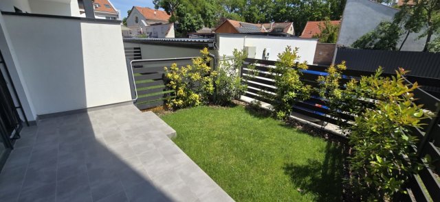 Kiadó téglalakás, albérlet, Békéscsabán 240 E Ft / hó