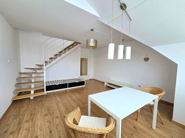 Kiadó téglalakás, albérlet, XV. kerületben, Illyés Gyula utcában