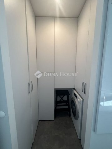 Eladó panellakás, Budapesten, XVIII. kerületben 79.9 M Ft