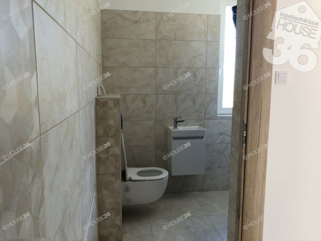 Eladó családi ház, Kecskeméten 70 M Ft, 4 szobás