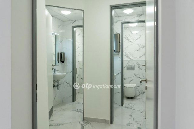 Eladó üzlethelyiség, Debrecenben 750 M Ft / költözzbe.hu