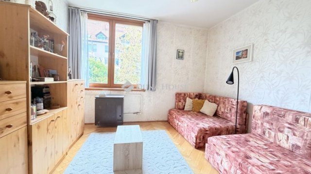 Eladó téglalakás, Egerben 37.9 M Ft, 2 szobás
