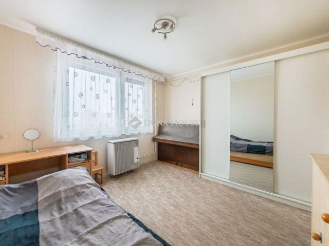 Eladó téglalakás, Budapesten, XVIII. kerületben 69 M Ft