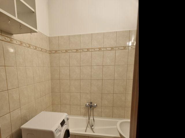 Kiadó téglalakás, albérlet, Tatabányán 150 E Ft / hó