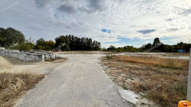 Eladó ipari ingatlan, Kecskeméten 0.5 M Ft / költözzbe.hu