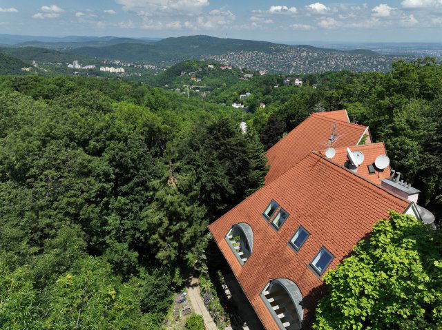 Eladó családi ház, Budapesten, XII. kerületben 249 M Ft