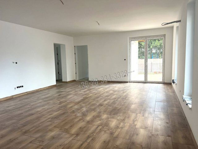 Eladó családi ház, Veresegyházon 154.9 M Ft, 5 szobás