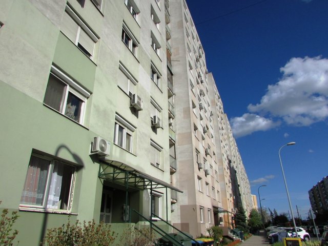 Eladó panellakás, Budapesten, XV. kerületben, Zsókavár utcában