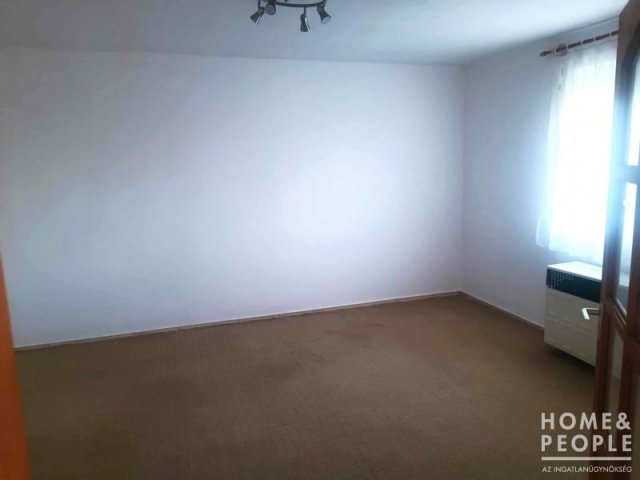 Eladó családi ház, Óföldeákon 10.99 M Ft, 3 szobás
