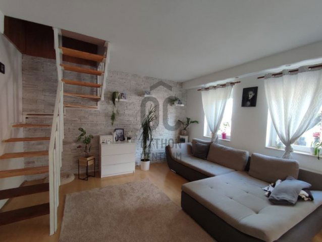 Eladó családi ház, Tatán 120 M Ft, 6 szobás