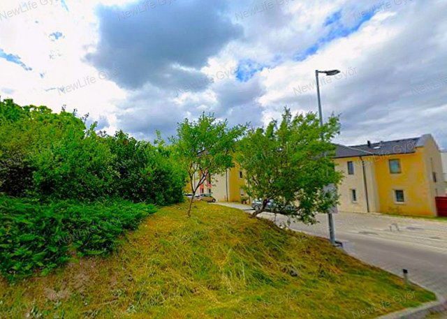 Eladó téglalakás, Győrött 63.9 M Ft, 2 szobás