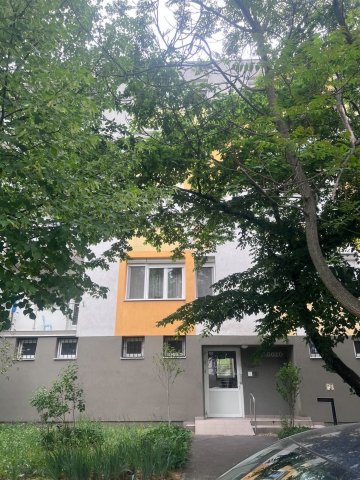 Eladó téglalakás, Budapesten, XVIII. kerületben, Dolgozó úton