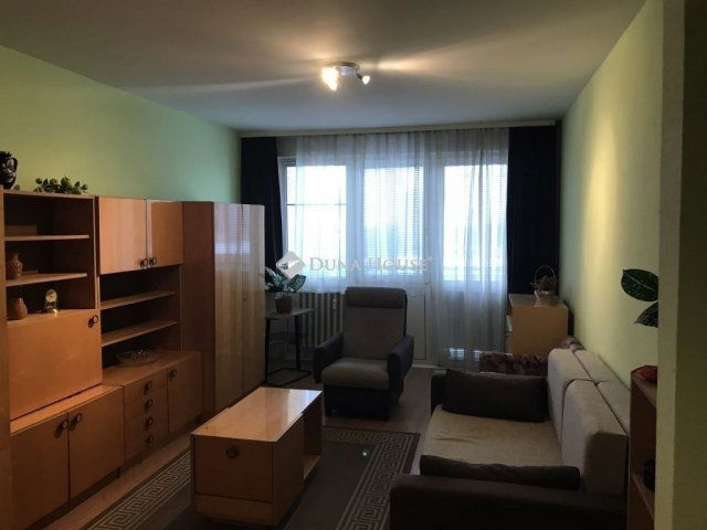 Eladó panellakás, Székesfehérvárott 56 M Ft, 2 szobás