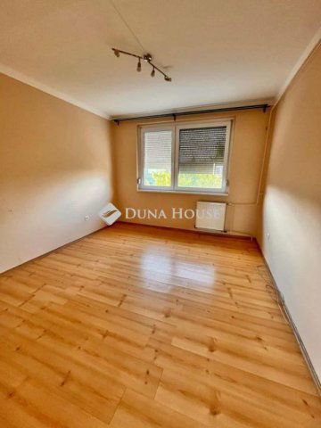 Kiadó panellakás, albérlet, Miskolcon 130 E Ft / hó, 2 szobás