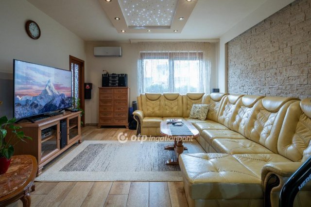 Eladó családi ház, Hajdúszoboszlón 149 M Ft, 5 szobás