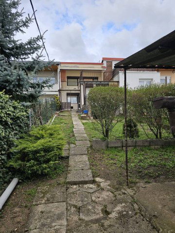 Eladó sorház, Egerben 70 M Ft, 4 szobás / költözzbe.hu