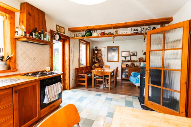 Eladó családi ház, Bodajkon 129 M Ft, 5 szobás