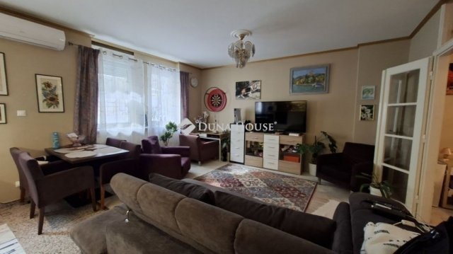 Eladó téglalakás, Budapesten, XIII. kerületben 76.8 M Ft