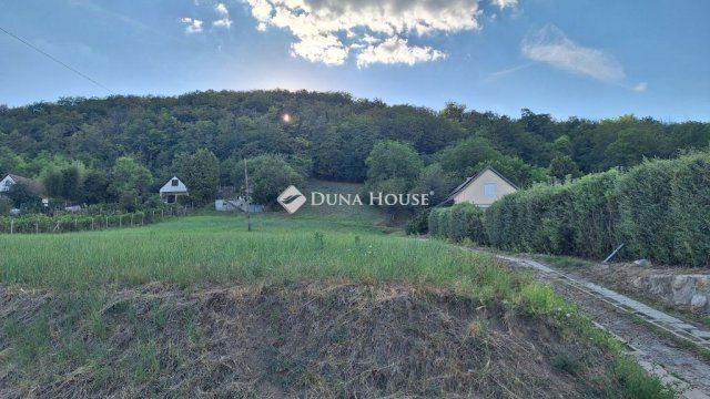 Eladó telek, Szekszárdon, Kerékhegy utcában 21.95 M Ft