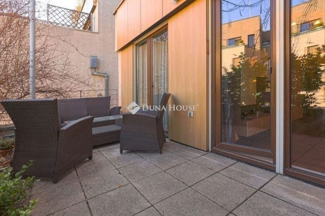 Eladó téglalakás, Budapesten, VIII. kerületben 109 M Ft