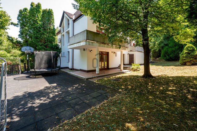 Eladó ikerház, Budapesten, II. kerületben 319.9 M Ft, 5 szobás