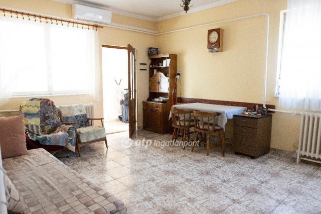 Eladó családi ház, Kisvárdán 69 M Ft, 4 szobás