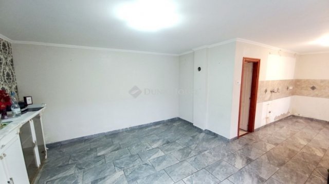 Eladó családi ház, Nagykőrösön 31.5 M Ft, 3 szobás