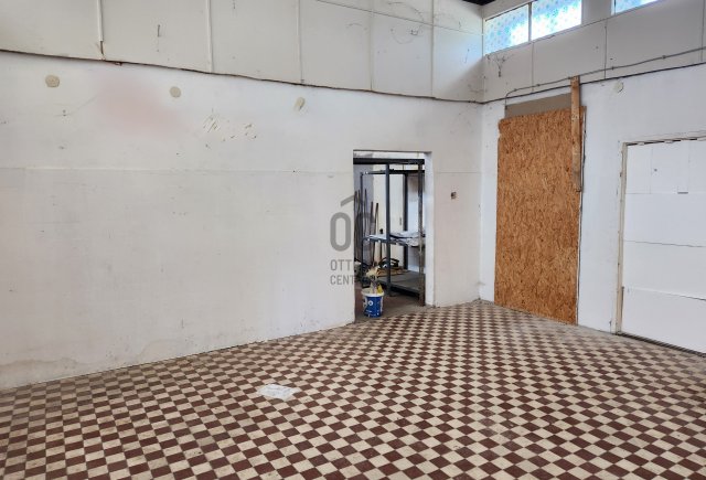 Kiadó ipari ingatlan, Szekszárdon 80 E Ft / hó