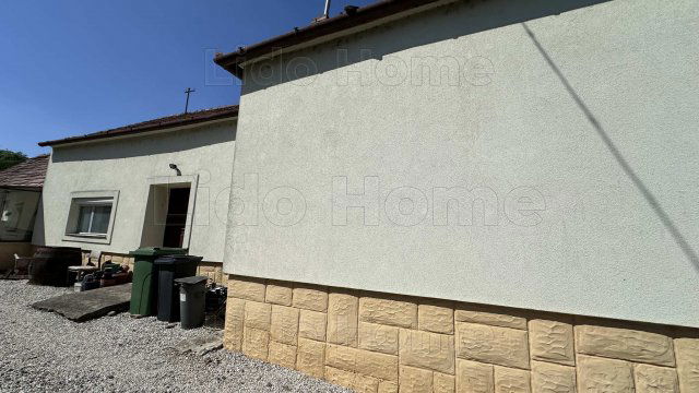 Eladó családi ház, Sármelléken 35 M Ft, 3+2 szobás