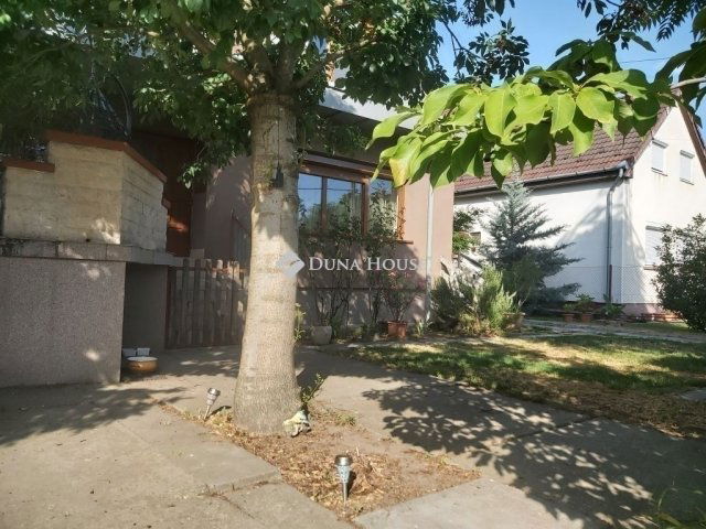 Eladó családi ház, Szigethalmon 115 M Ft, 4 szobás