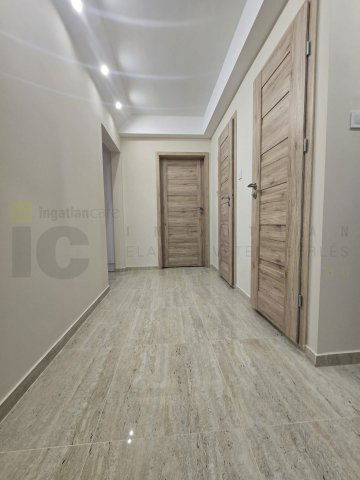 Eladó panellakás, Szegeden, Lomnici utcában 69.9 M Ft, 2+2 szobás