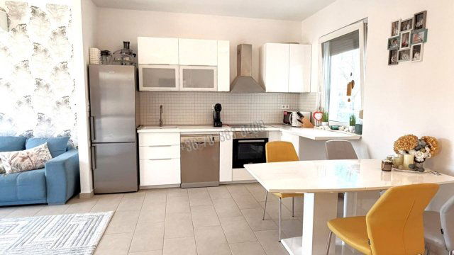 Eladó téglalakás, Dabason 92.99 M Ft, 3 szobás